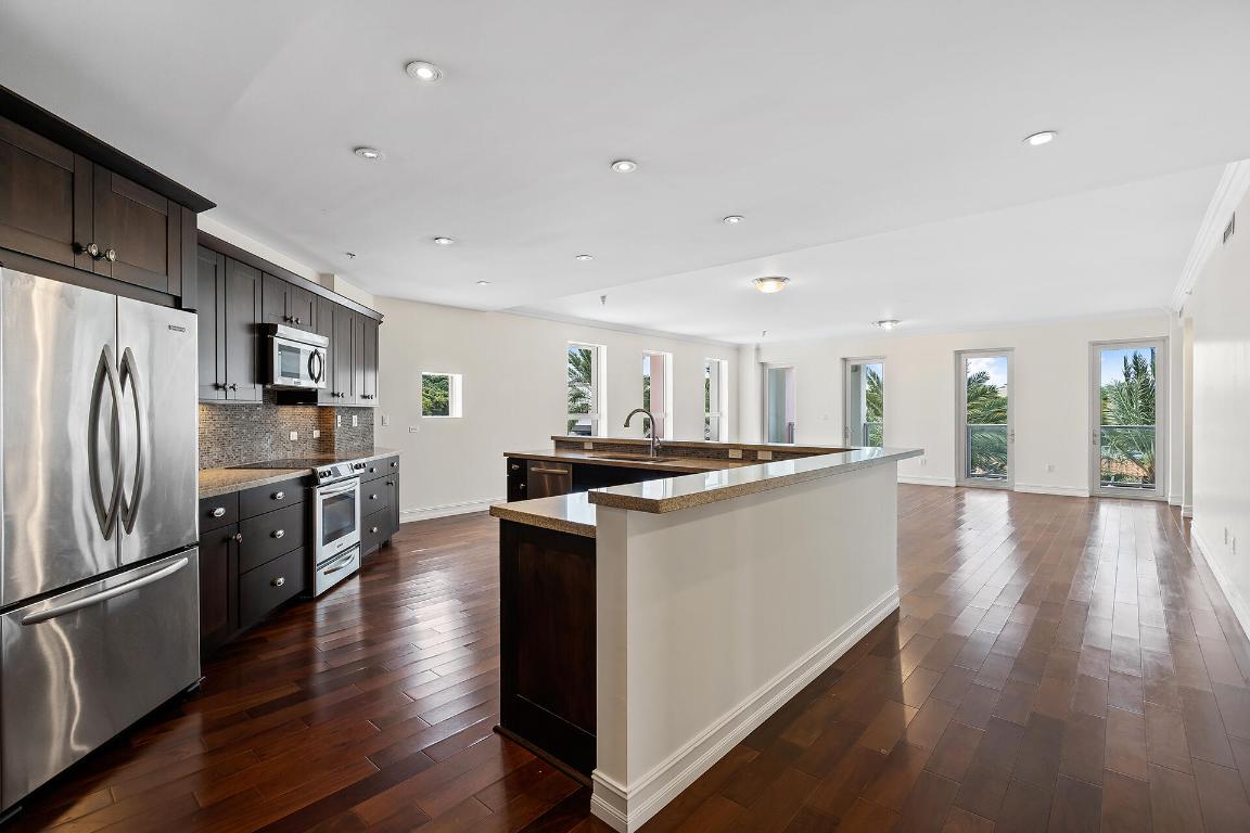 455 E Palmetto Park Road 3