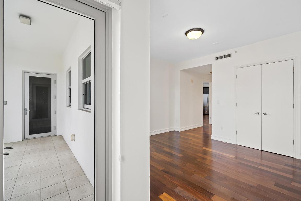 455 E Palmetto Park Road 3