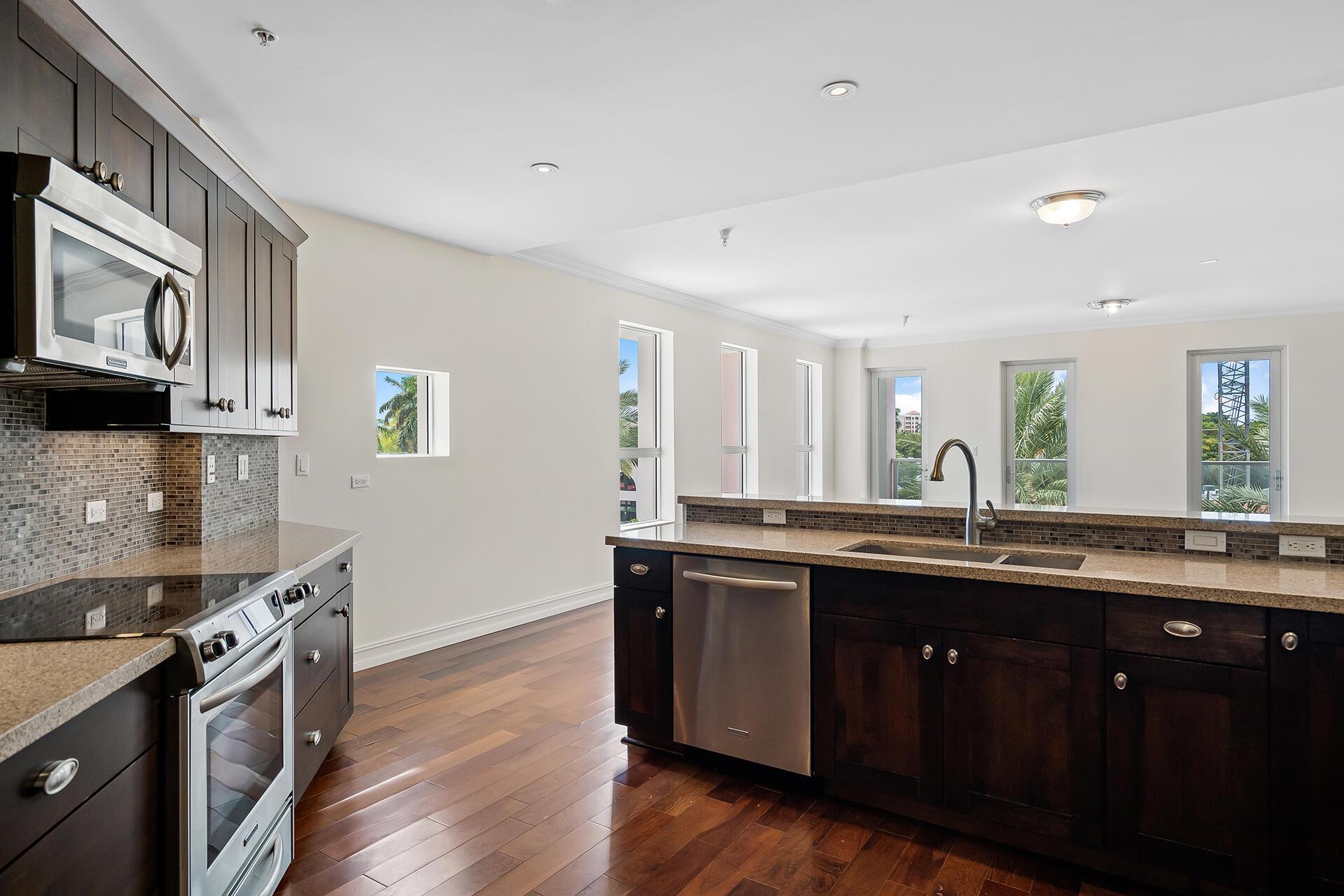 455 E Palmetto Park Road 3