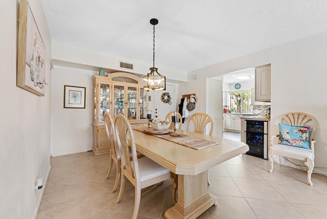 11282 Green Lake Drive 204