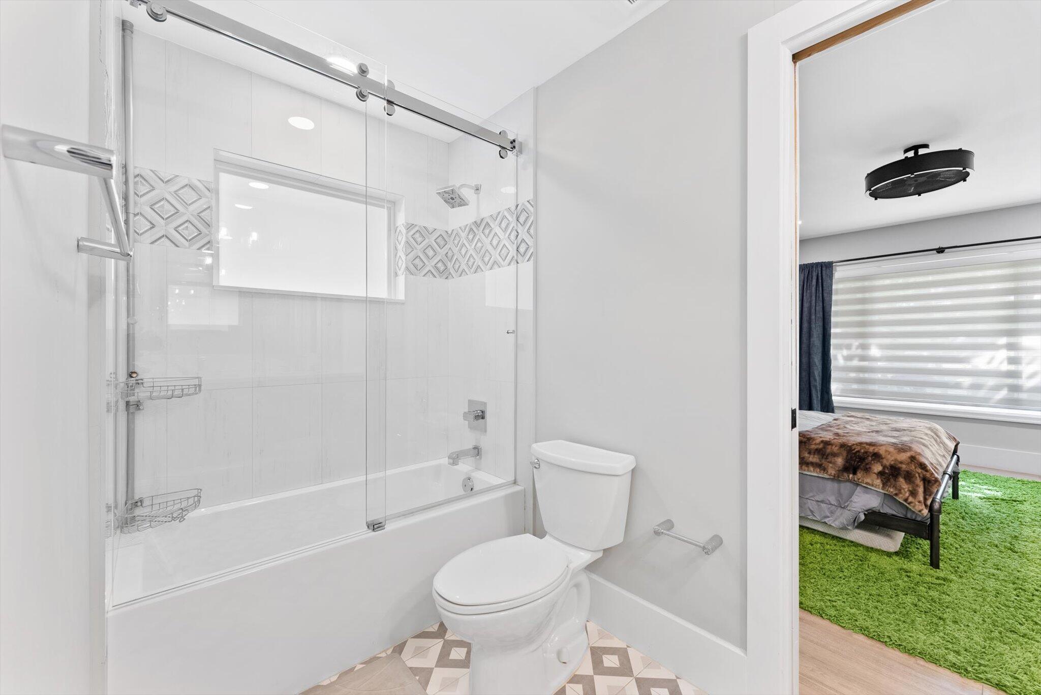 4429 Woodfield Boulevard