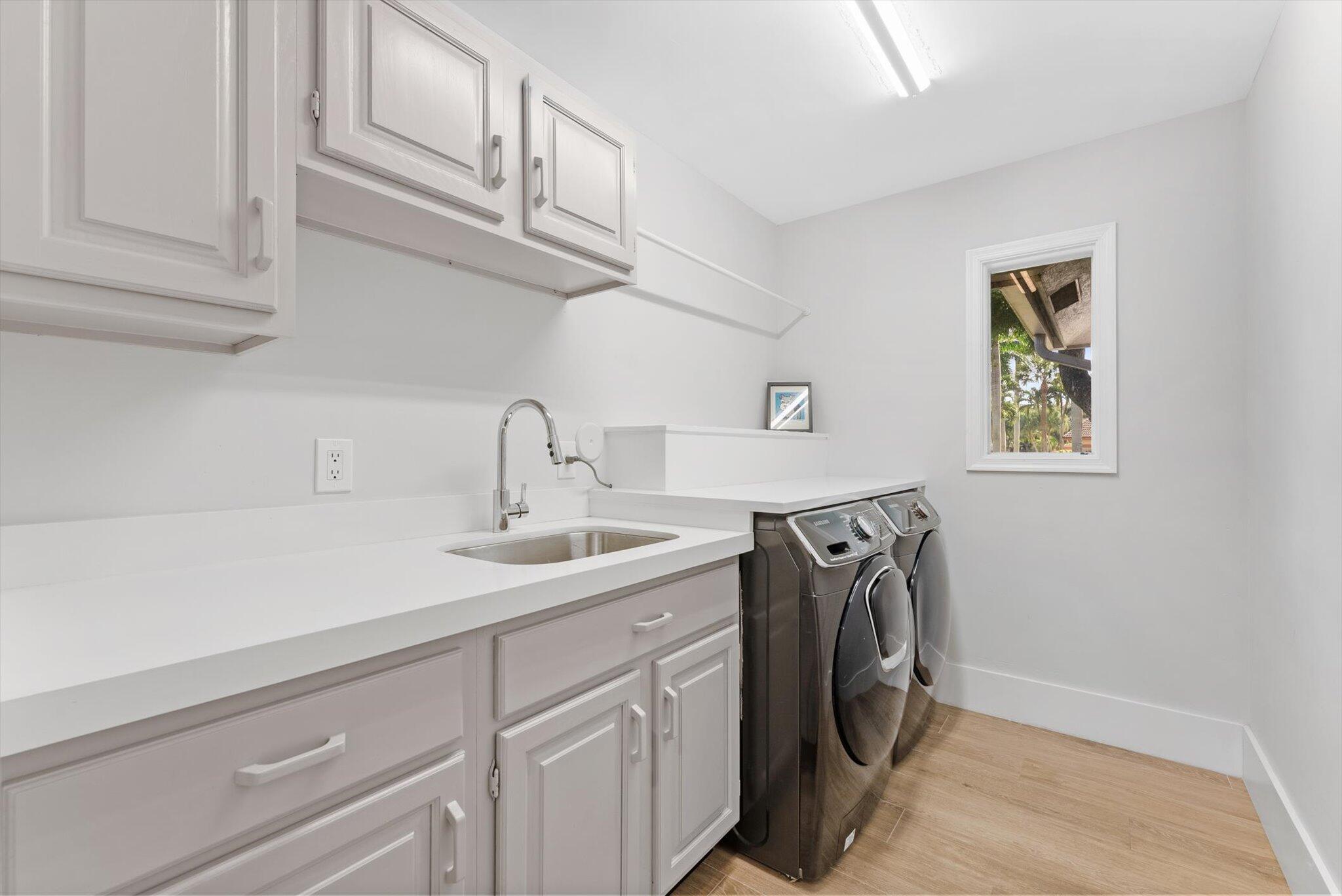 4429 Woodfield Boulevard