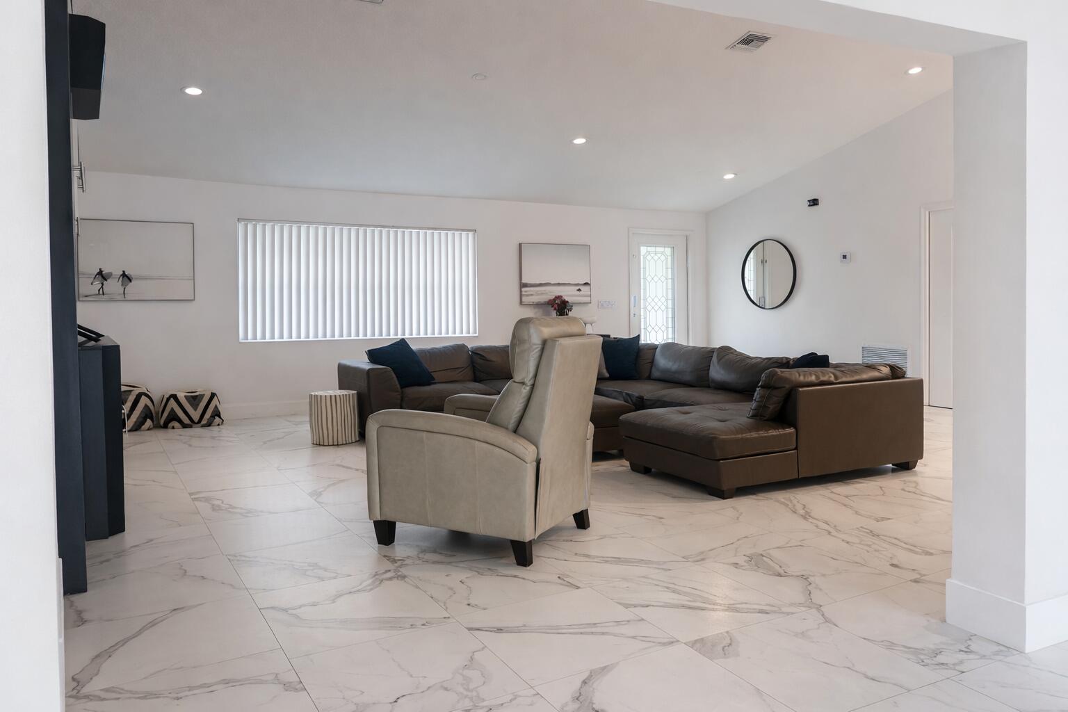 832 NW 108th Lane