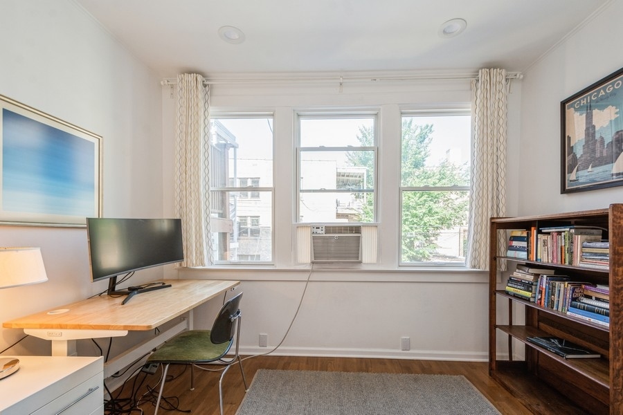 5306 N Glenwood Avenue Unit: 2A