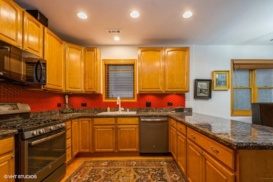 4530 N MAGNOLIA Avenue Unit: 1N