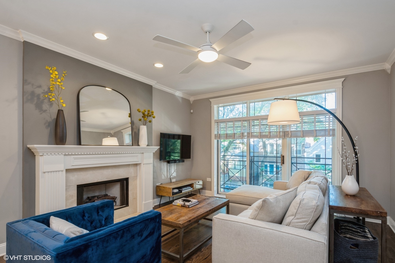 1461 W Hollywood Avenue Unit: 2