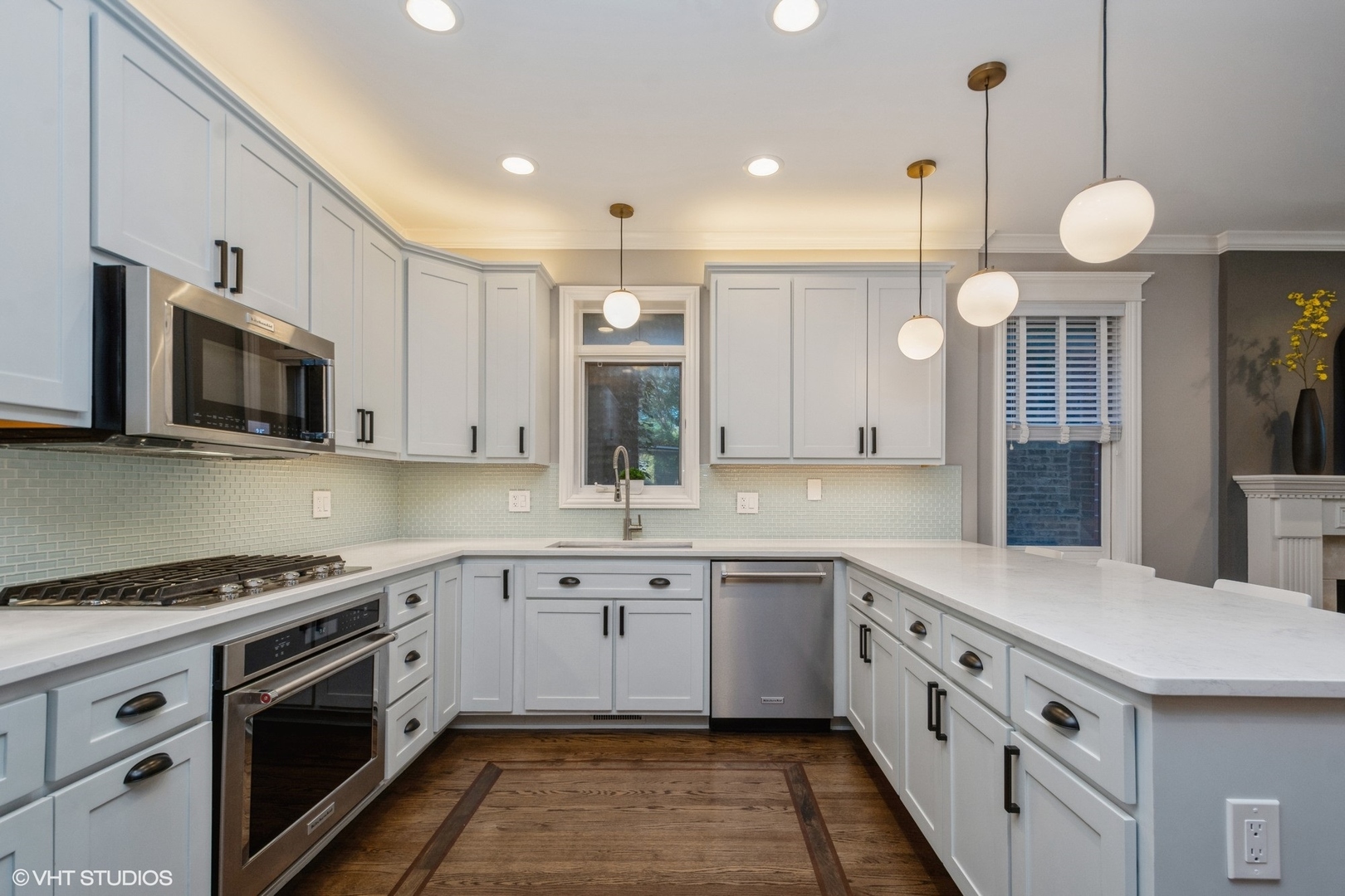 1461 W Hollywood Avenue Unit: 2