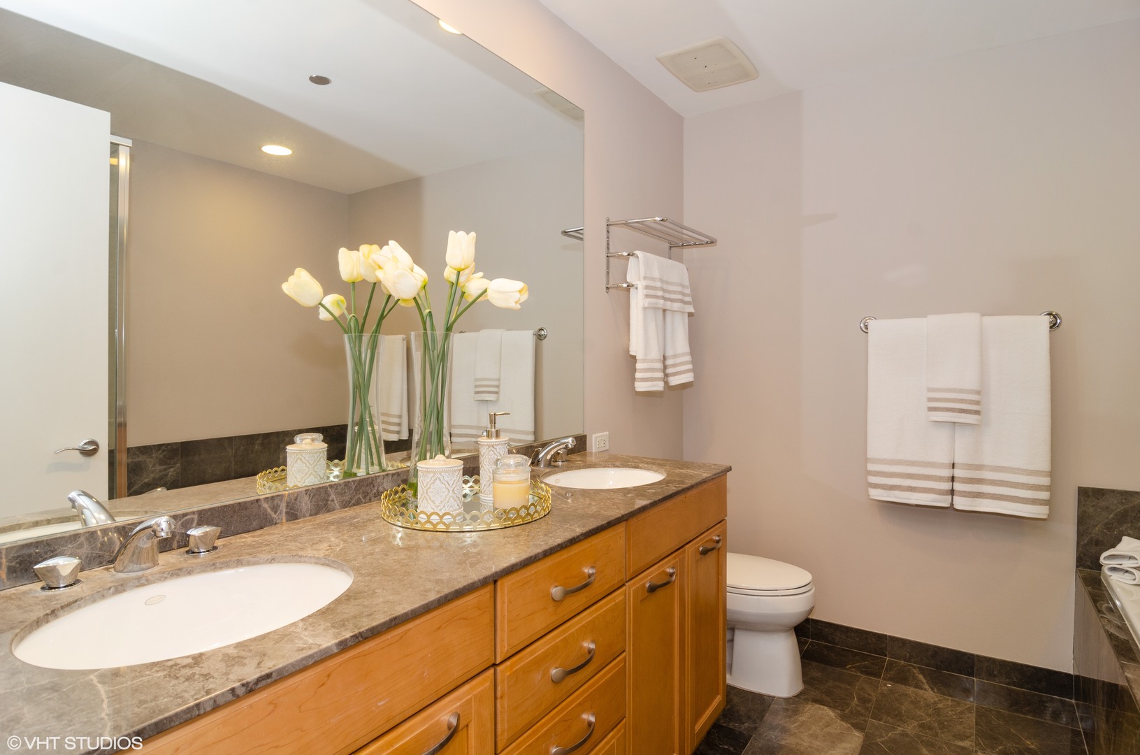 530 N Lake Shore Drive Unit: 1602
