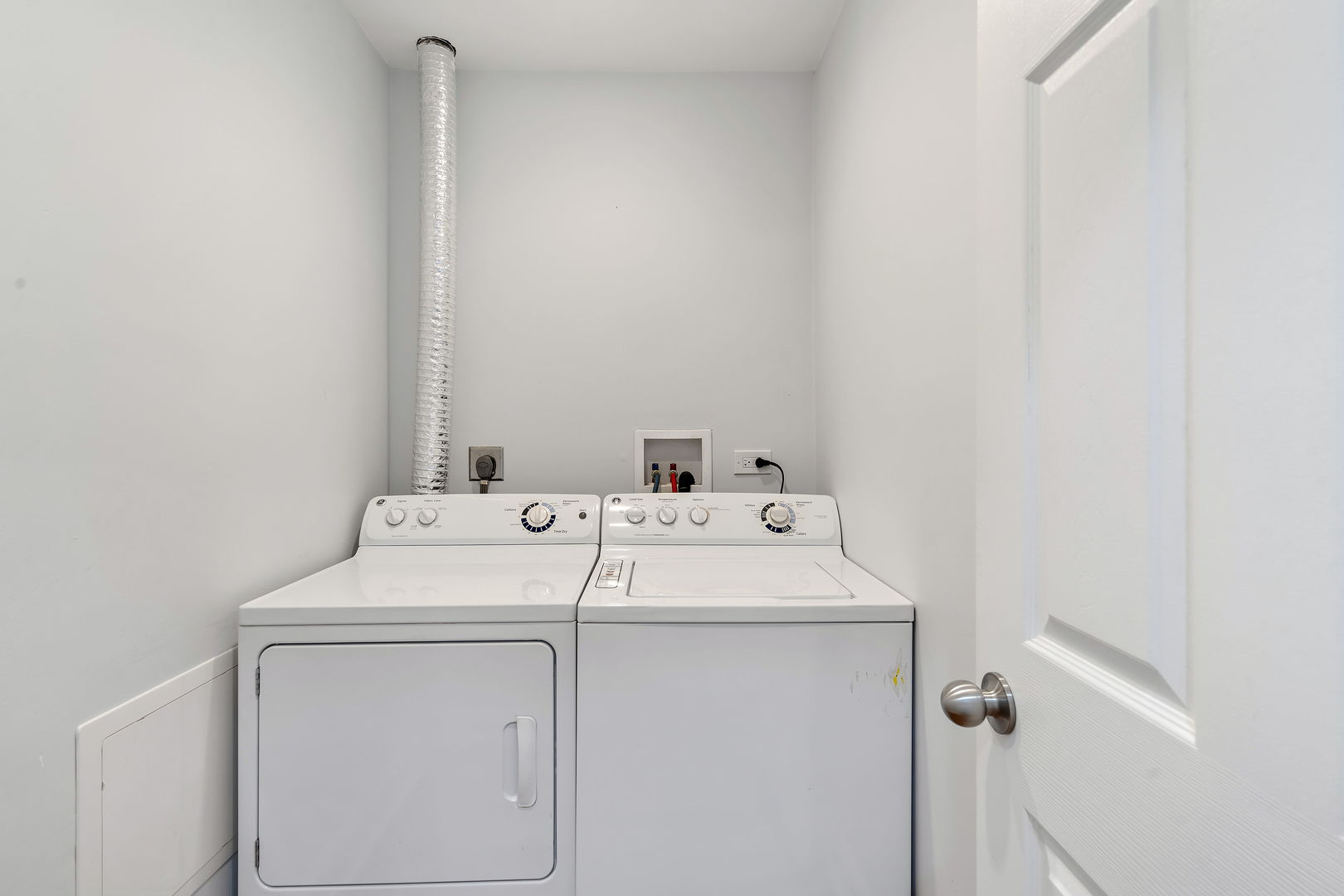 938 North Boulevard Unit: 401