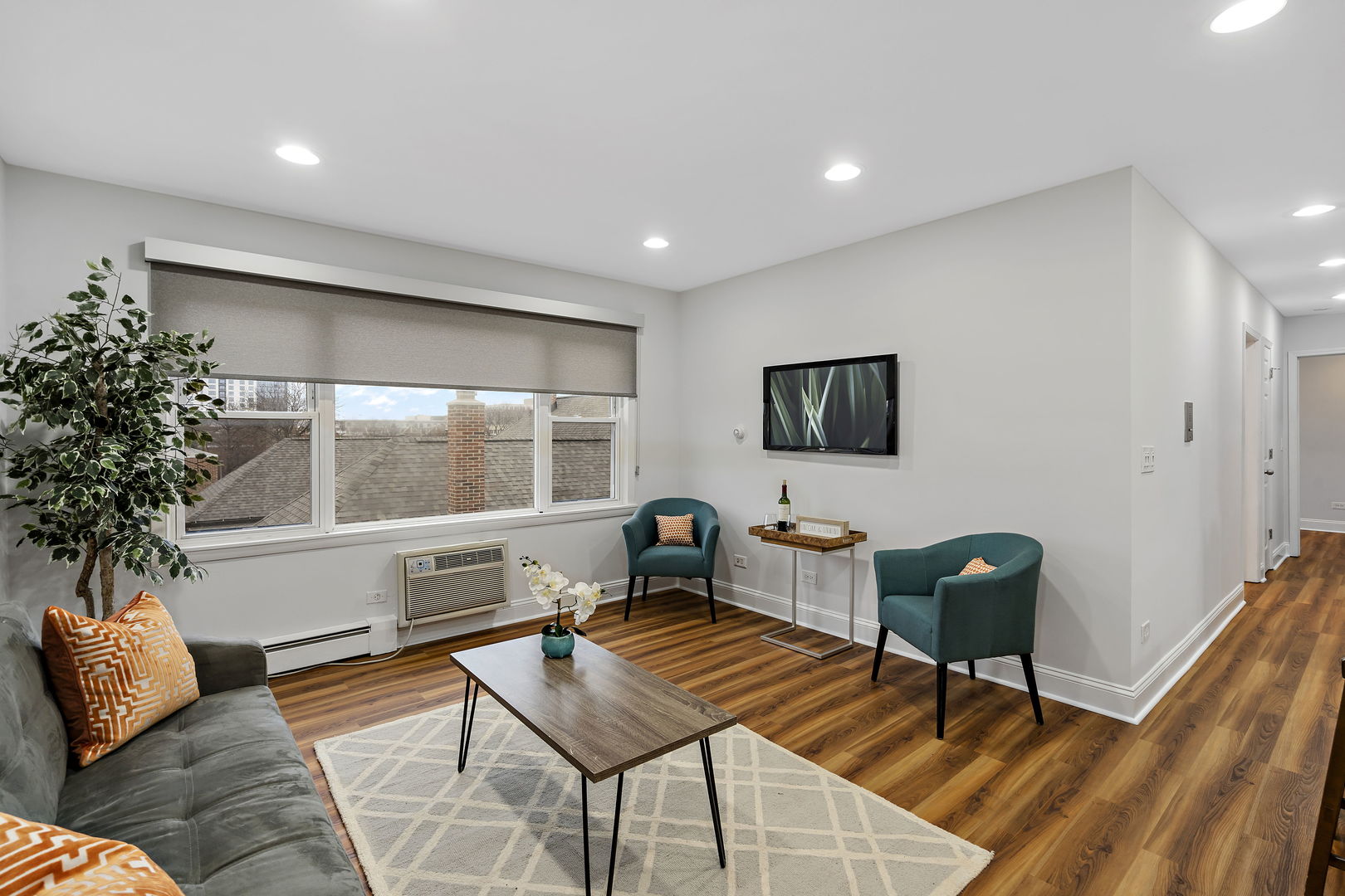 938 North Boulevard Unit: 401