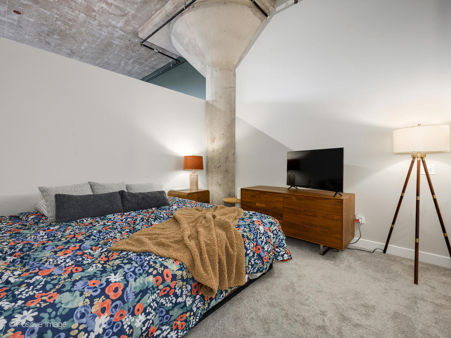 320 E 21ST Street Unit: 203