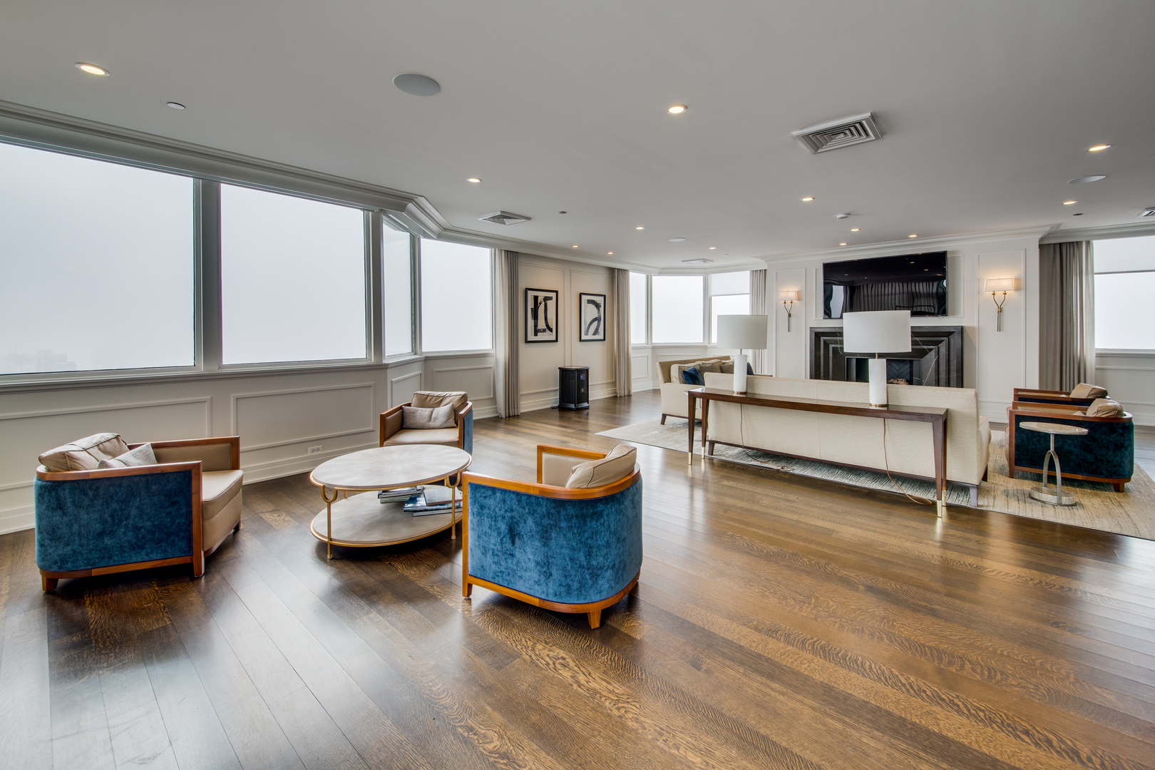 990 N Lake Shore Drive Unit: 6D