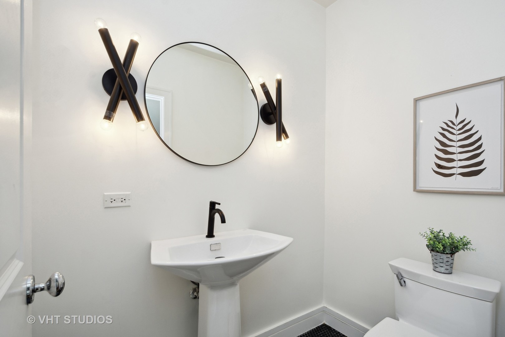 1262 W Bryn Mawr Avenue Unit: 5