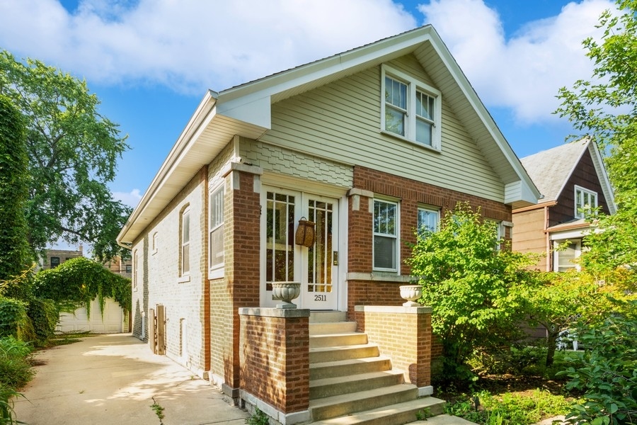 2511 W Pensacola Avenue