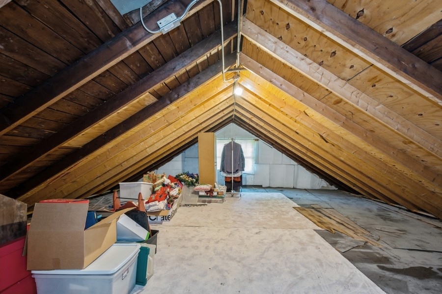 2511 W Pensacola Avenue