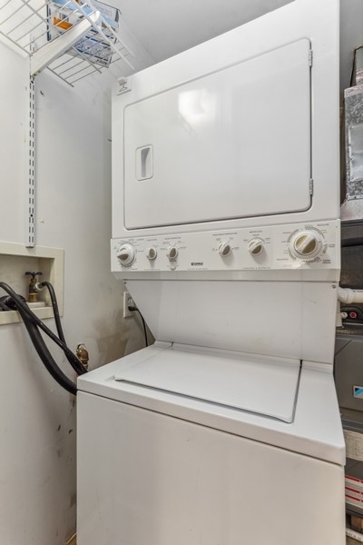 2044 W HADDON Avenue Unit: 1