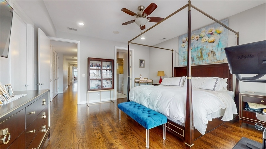 2442 N Clybourn Avenue Unit: 3S