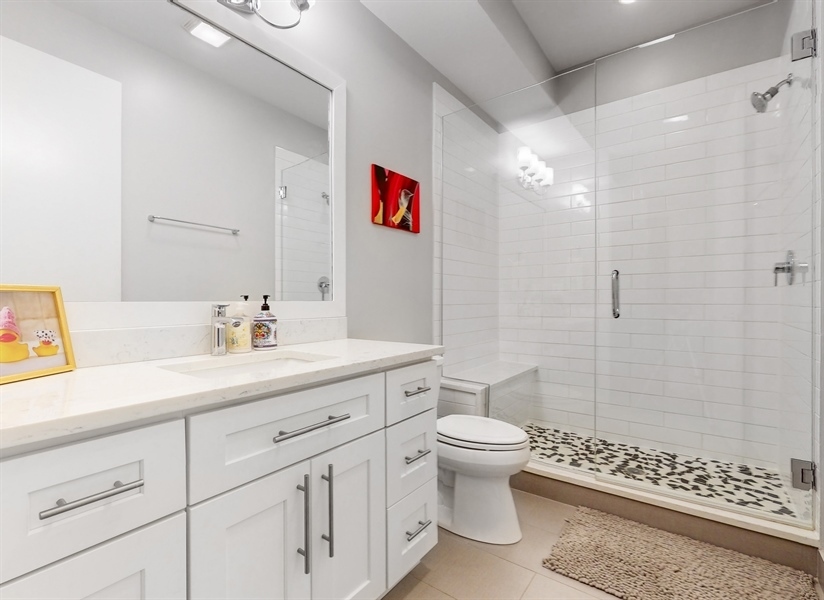 2442 N Clybourn Avenue Unit: 3S