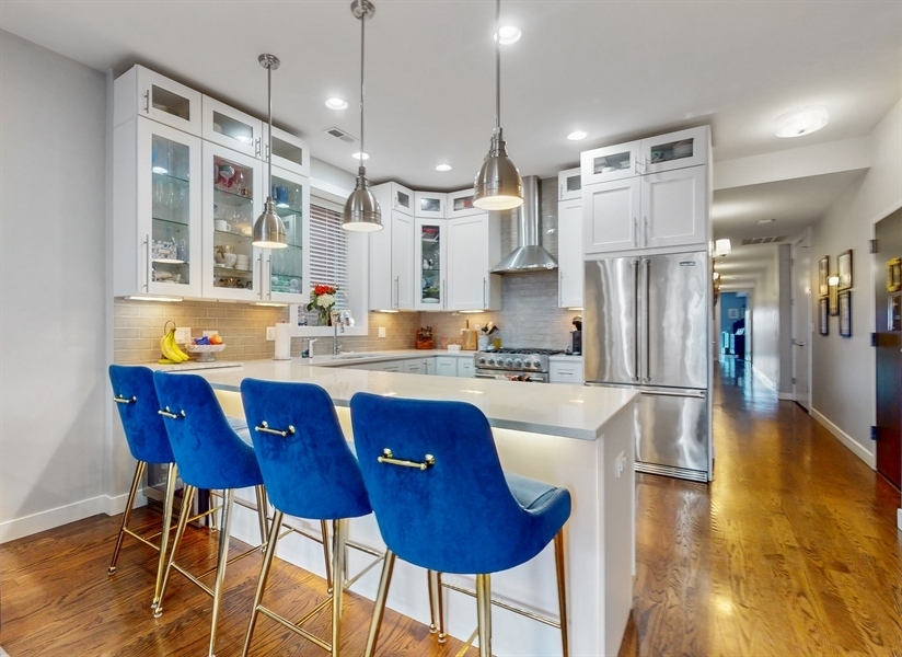 2442 N Clybourn Avenue Unit: 3S
