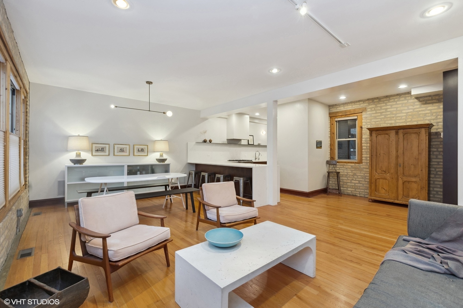 1258 W Hood Avenue Unit: 1W