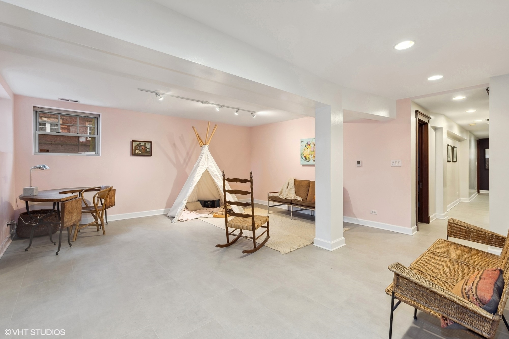 1258 W Hood Avenue Unit: 1W