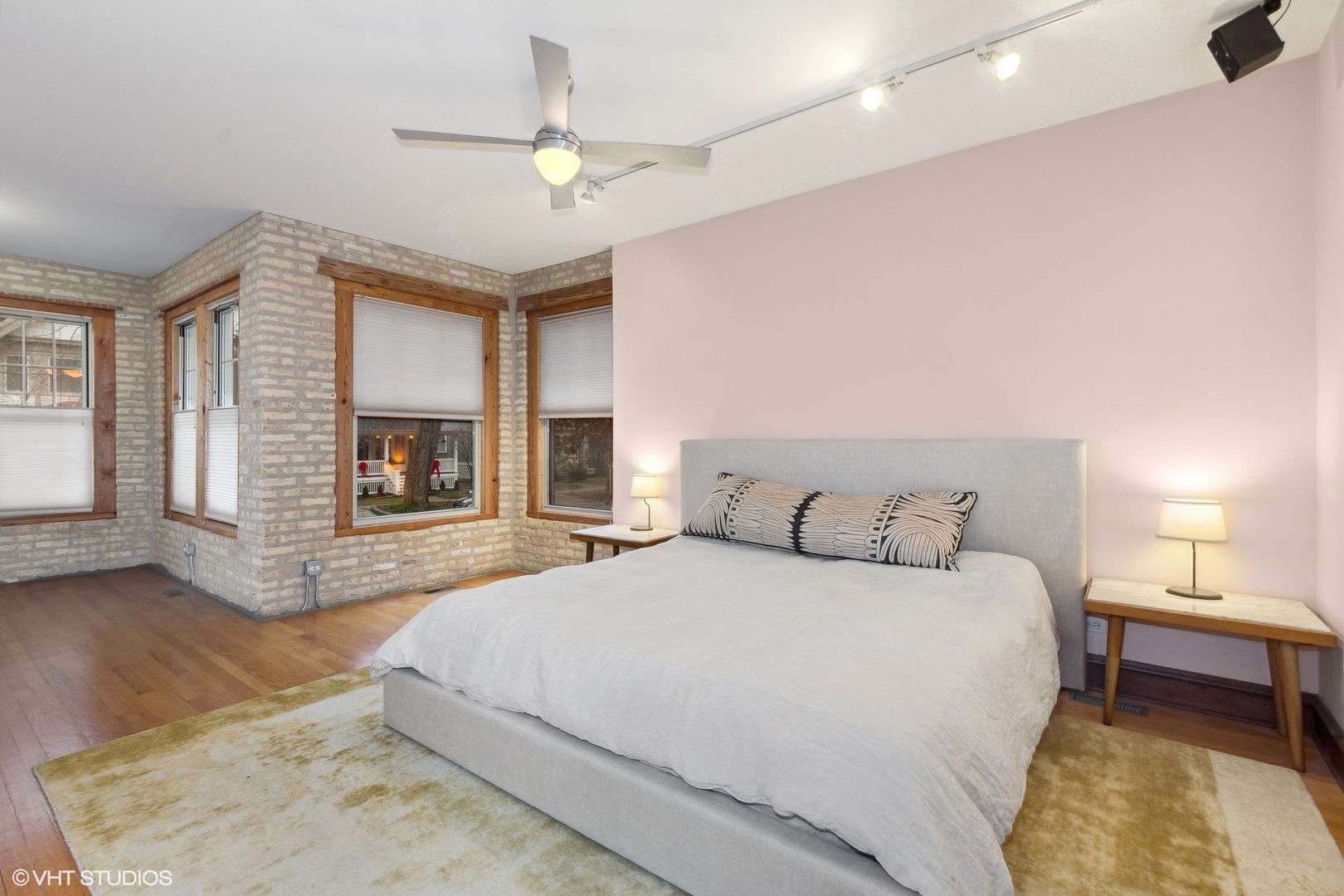 1258 W Hood Avenue Unit: 1W