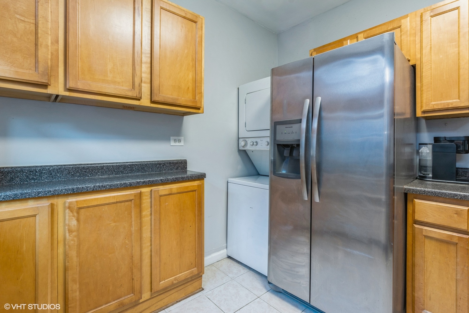 640 W Waveland Avenue Unit: 2F