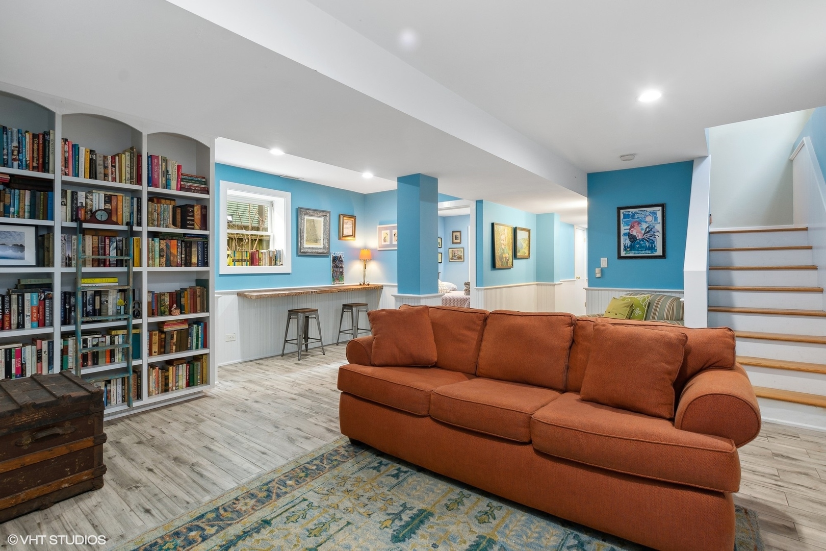 5414 N Lakewood Avenue