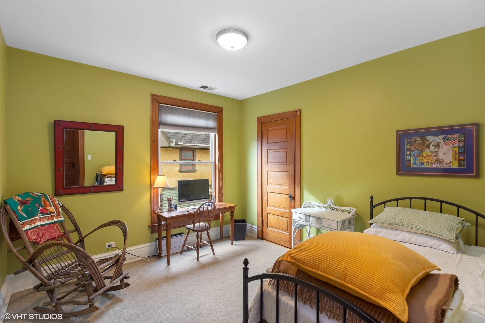 5414 N Lakewood Avenue