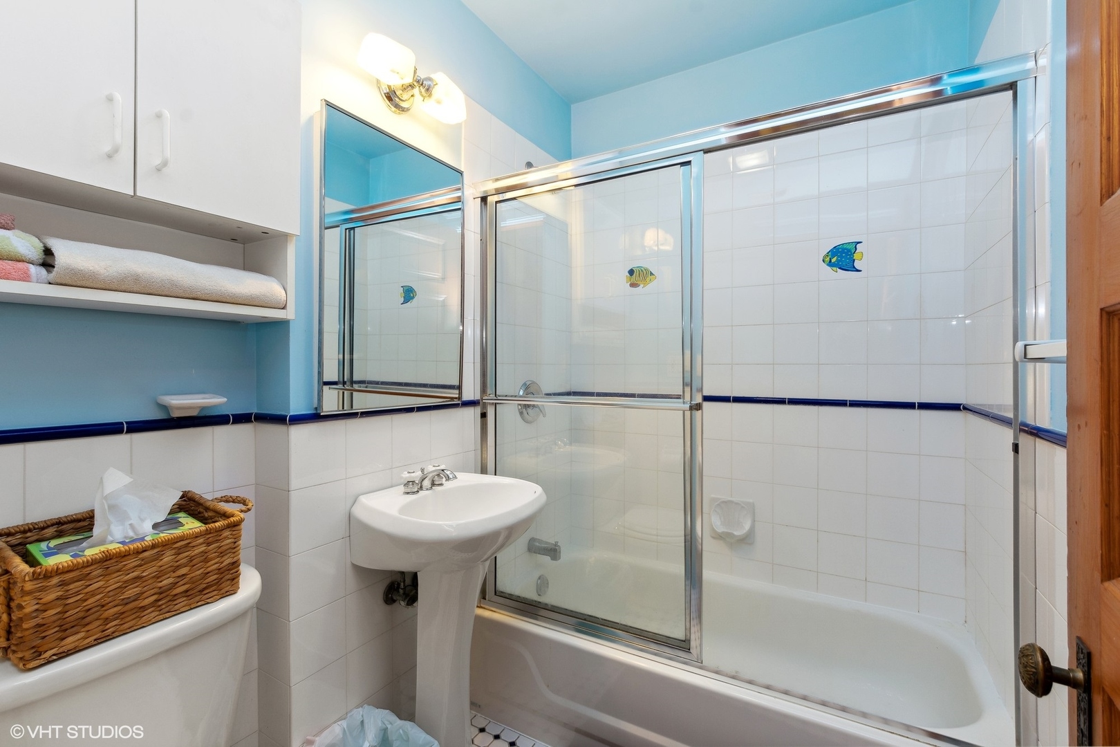 5414 N Lakewood Avenue