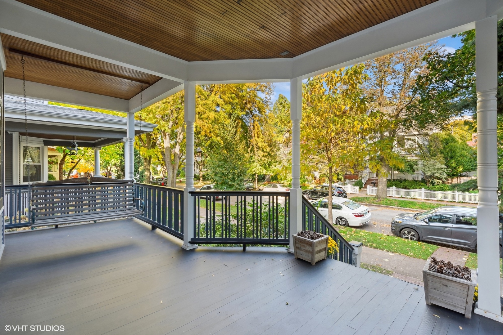 5414 N Lakewood Avenue