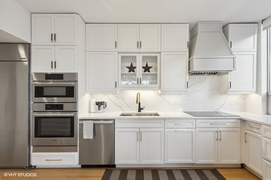 1000 N Lake Shore Plaza Unit: 33C