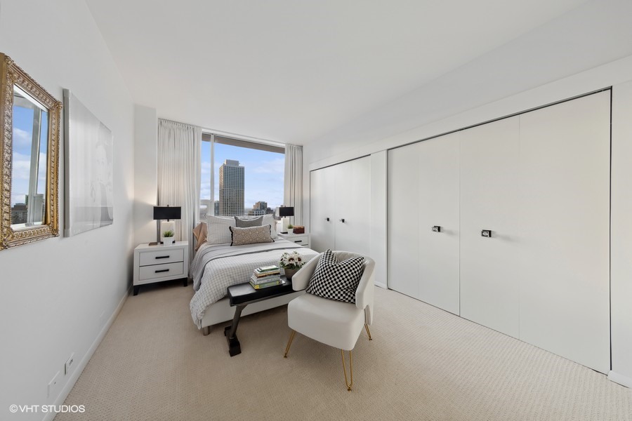 1000 N Lake Shore Plaza Unit: 33C