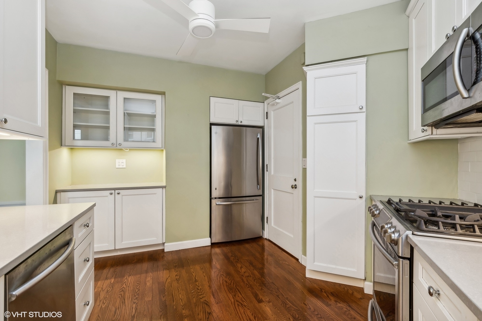 5555 N Sheridan Road Unit: 605