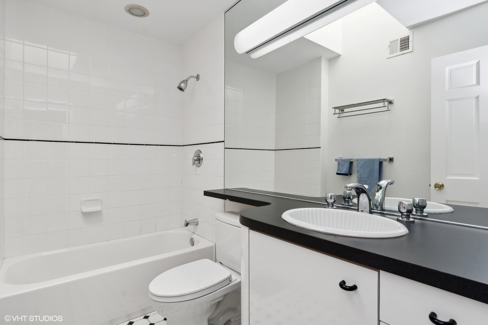 2020 N Cleveland Avenue Unit: A