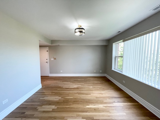 5656 N KIMBALL Avenue Unit: 3S