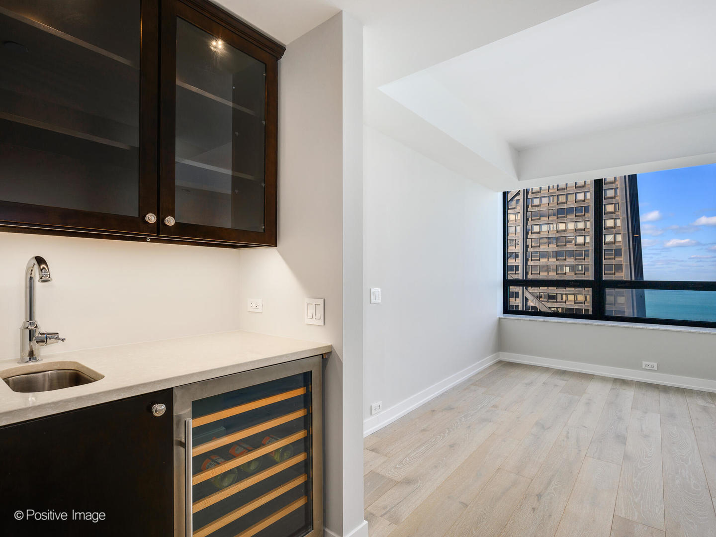 180 E Pearson Street Unit: 6501