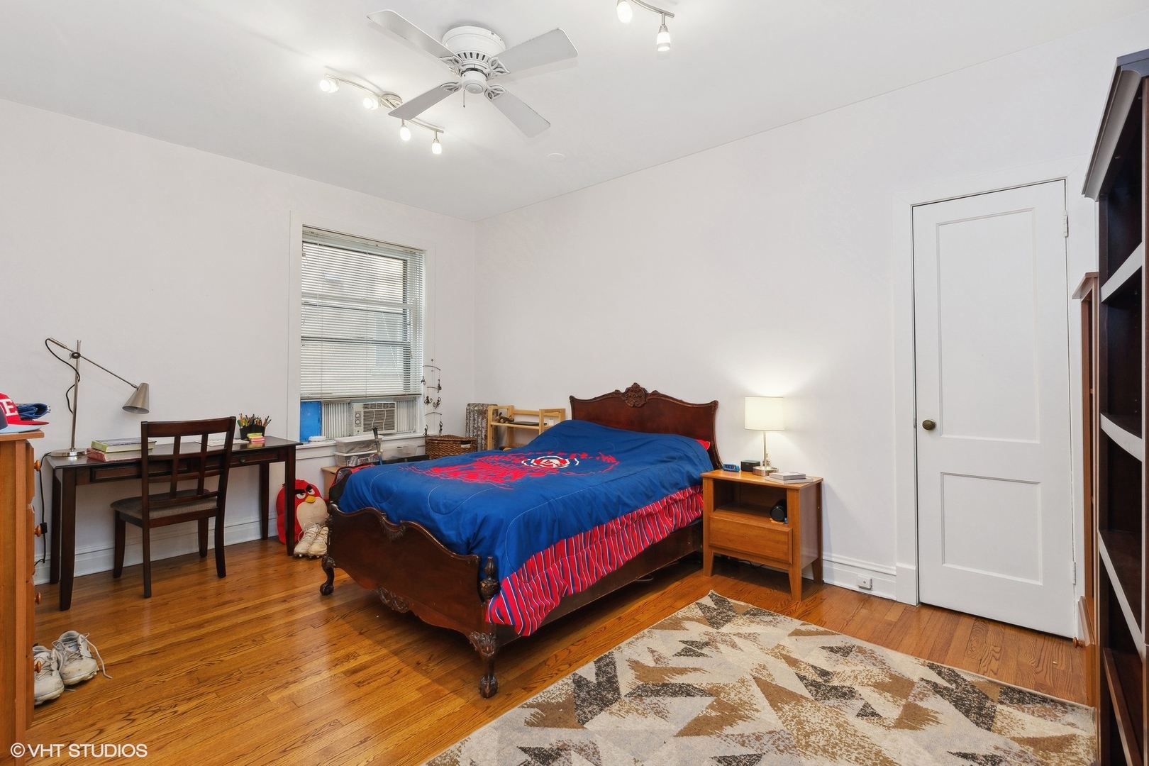 5450 S East View Park Unit: 1