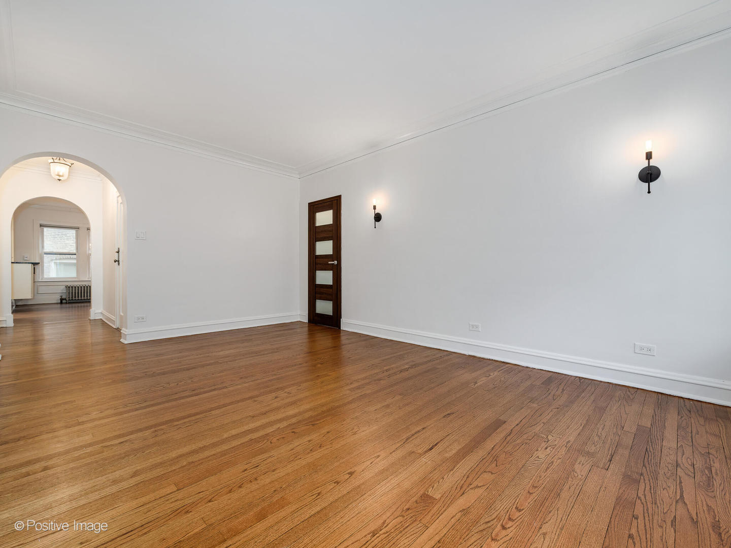 670 Hinman Avenue Unit: 1C