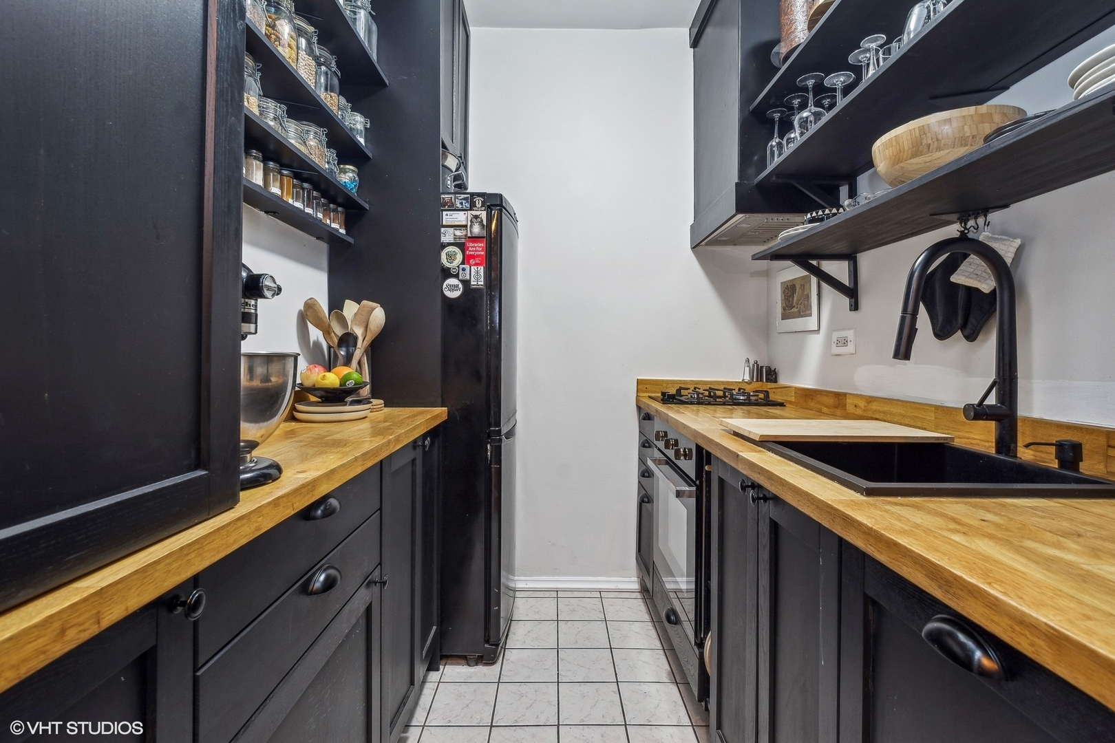 6101 N Sheridan Road Unit: 7B