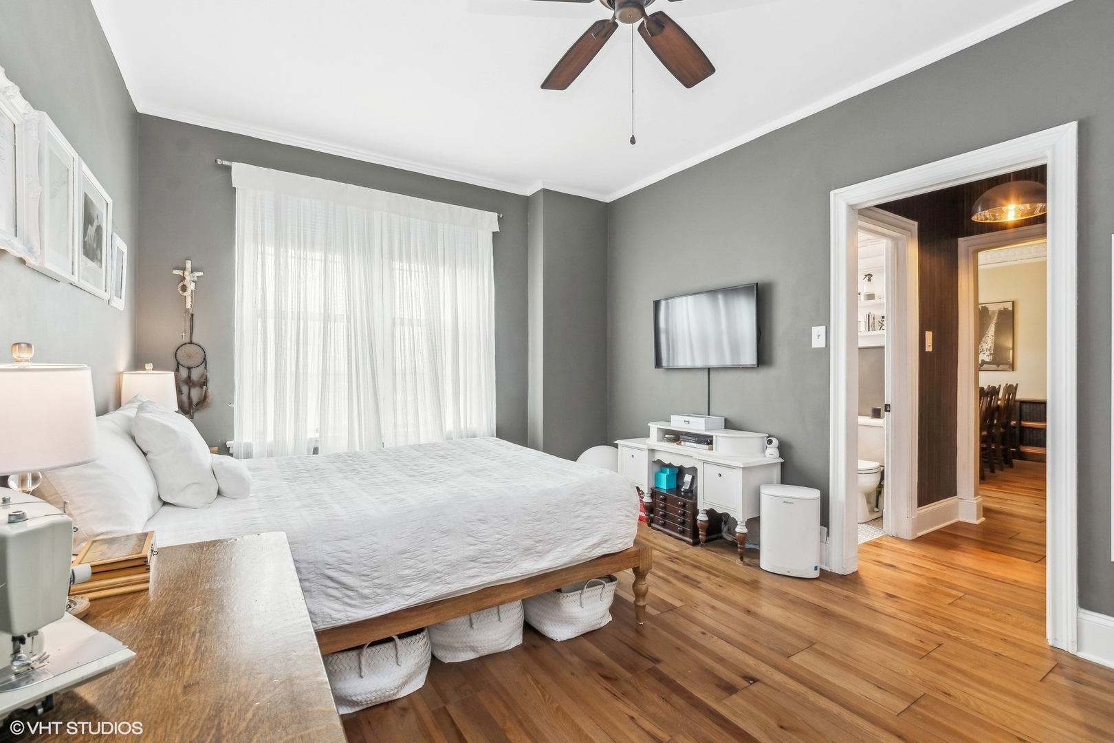 6101 N Sheridan Road Unit: 7B