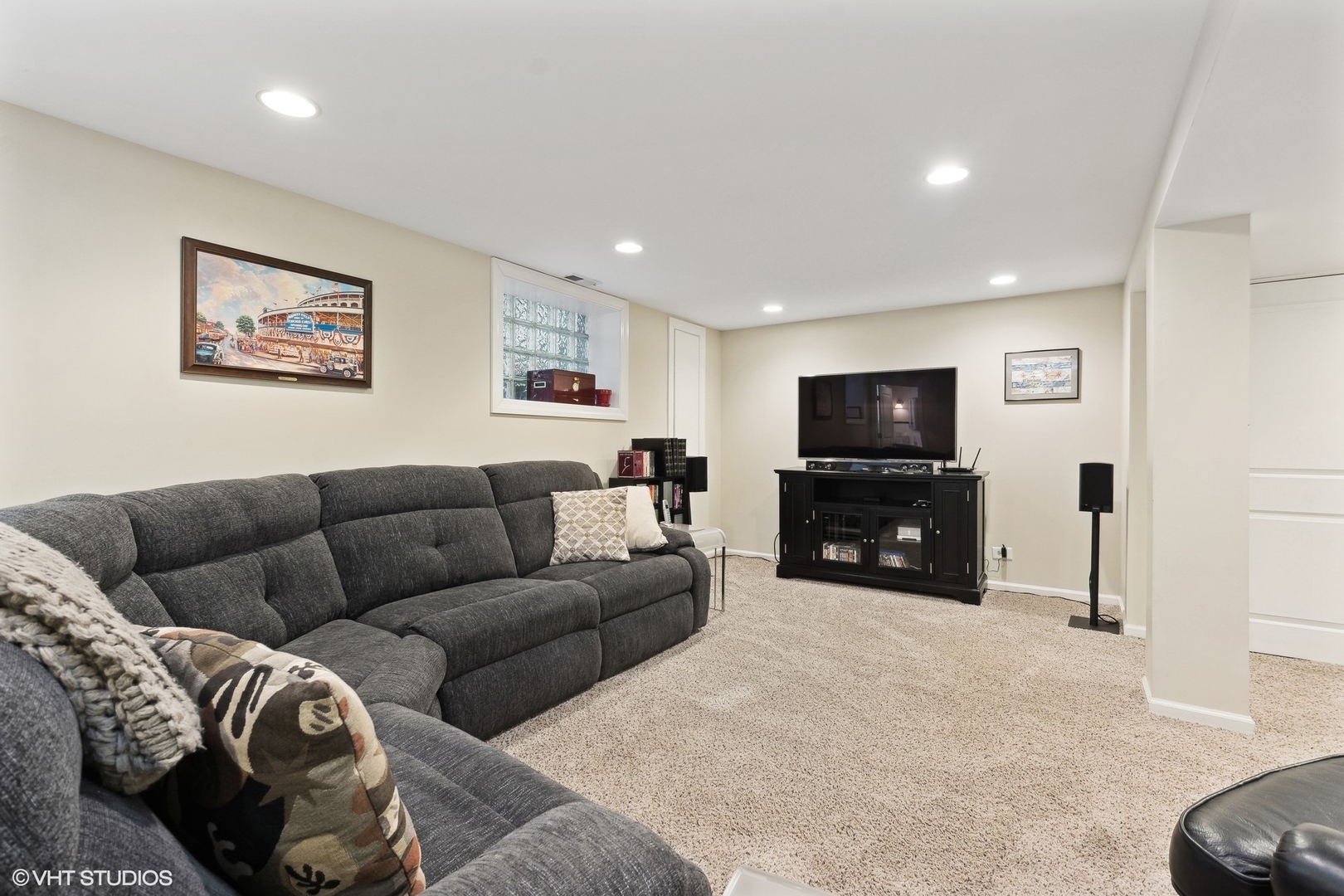 5418 N Magnolia Avenue