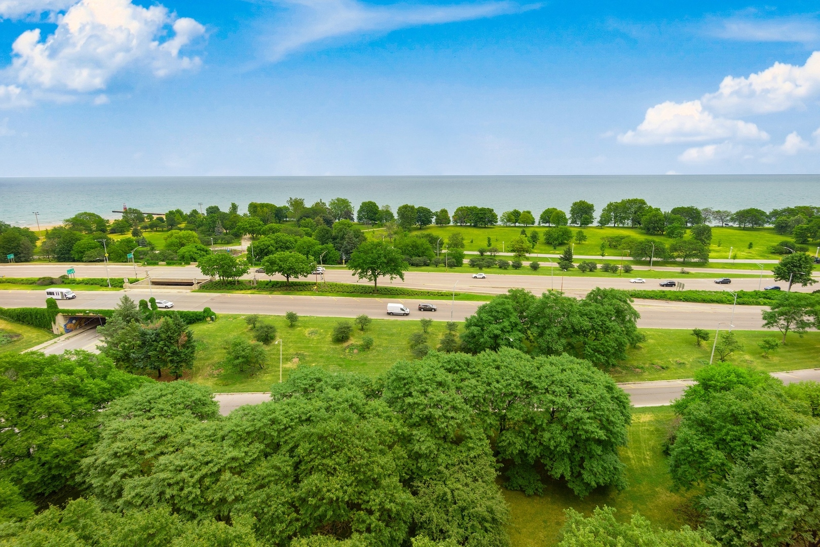 5555 N SHERIDAN Road Unit: 1102