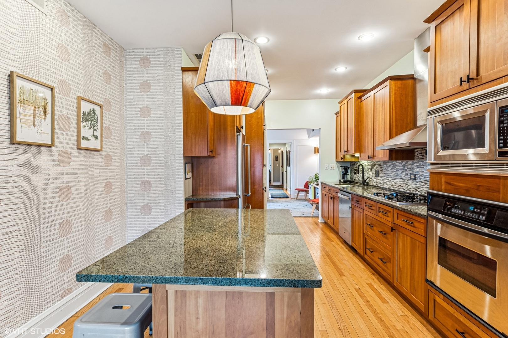 5319 N Paulina Street Unit: 2