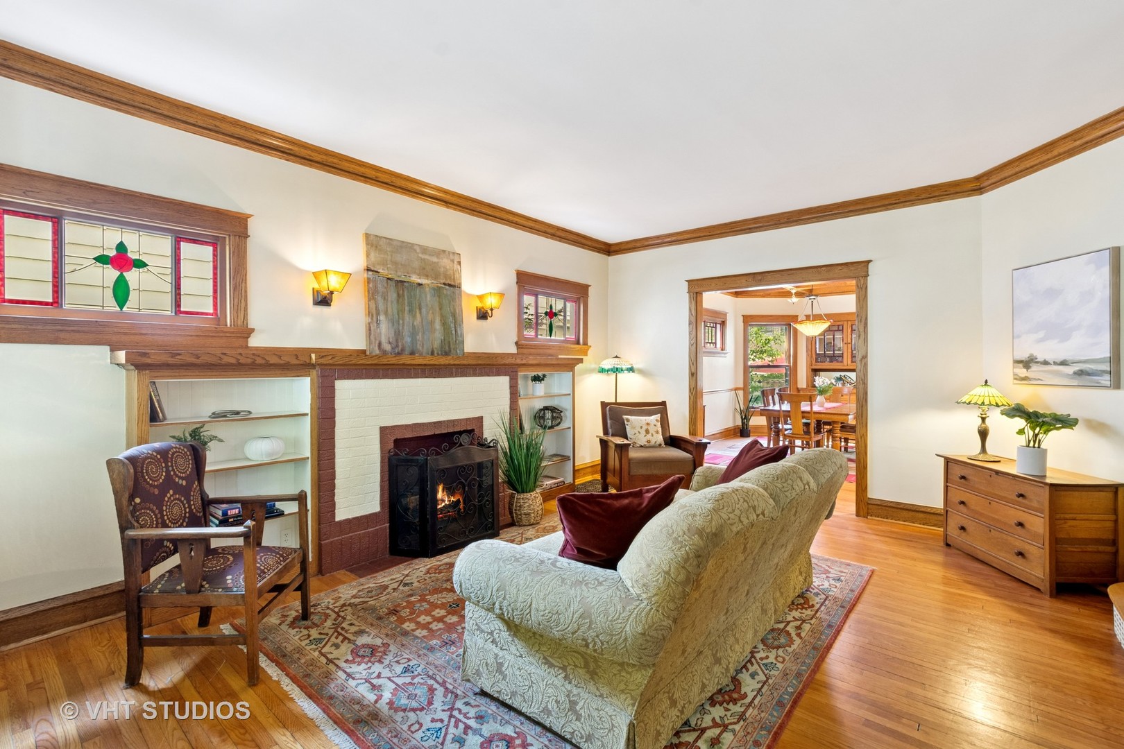 1515 W Glenlake Avenue