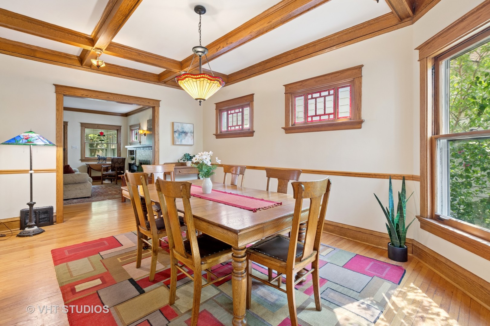 1515 W Glenlake Avenue