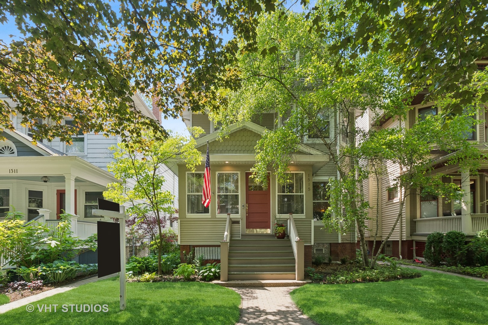 1515 W Glenlake Avenue