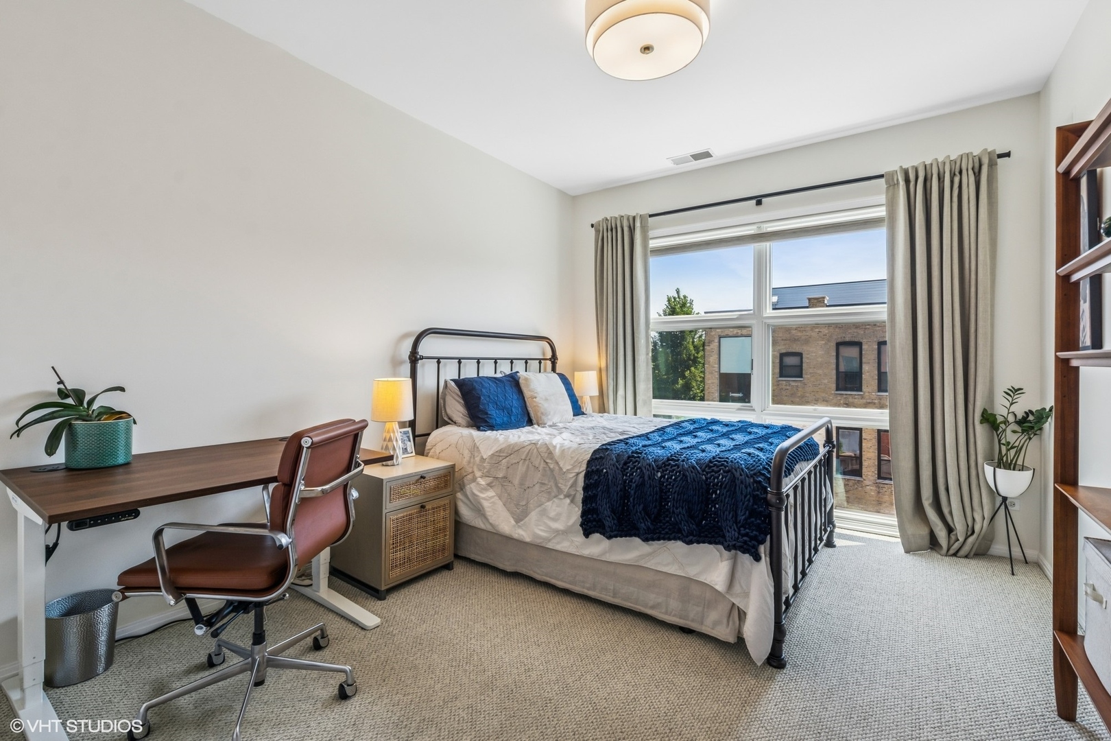 2008 W Willow Street Unit: C