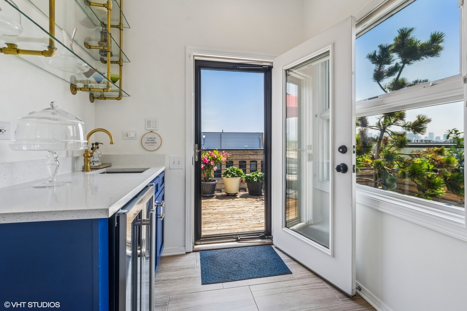2008 W Willow Street Unit: C