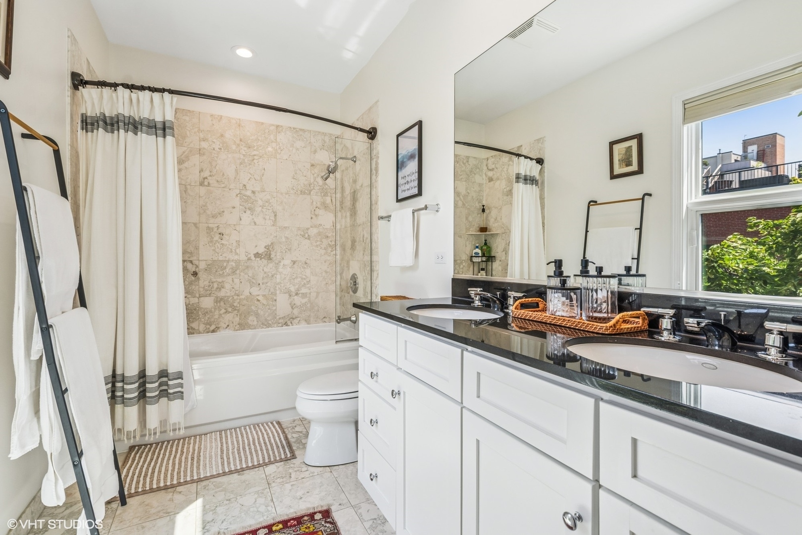 2008 W Willow Street Unit: C